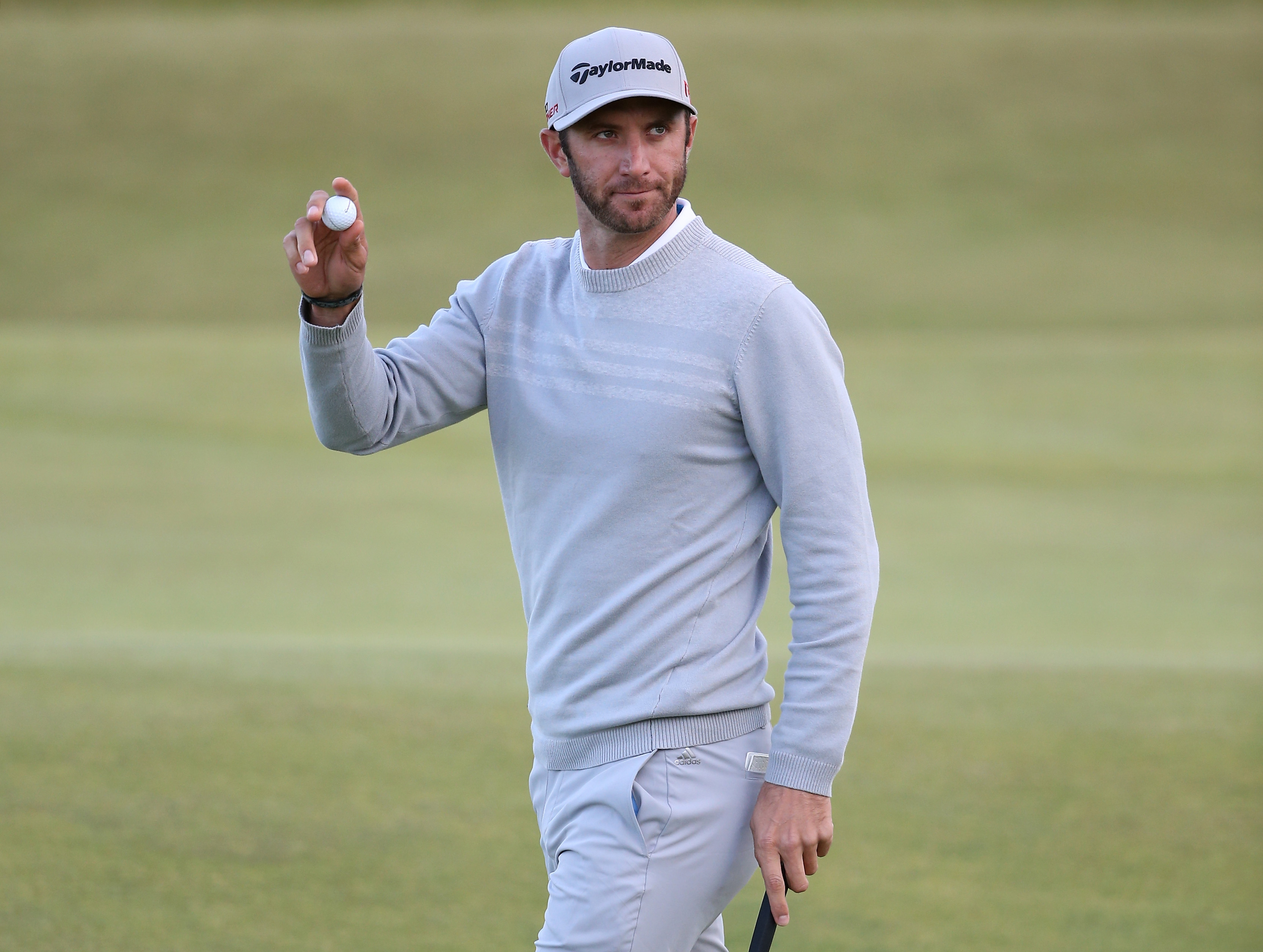 L'Américain Dustin Johnson demeure en contrôle de l'Omnium britannique